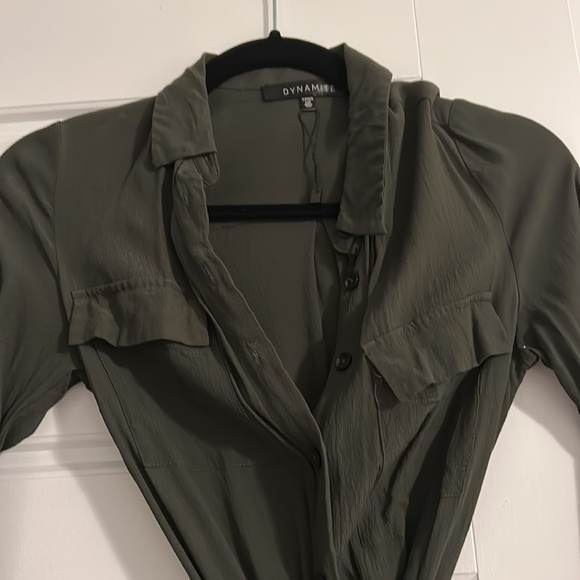 Dynamite khaki button down wrap dress - Picture 3 of 3